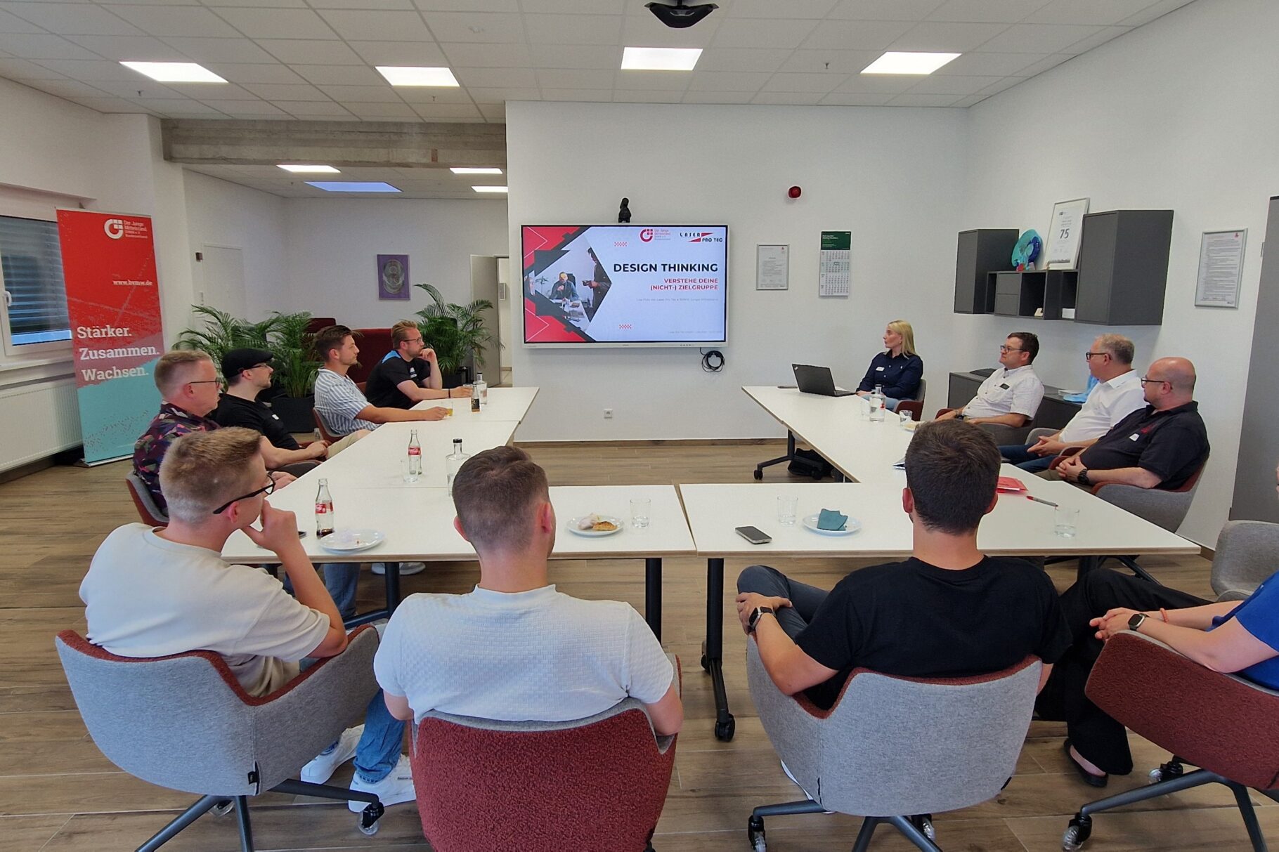 Follow Up Meeting | JUNGER MITTELSTAND Hochsauerlandkreis