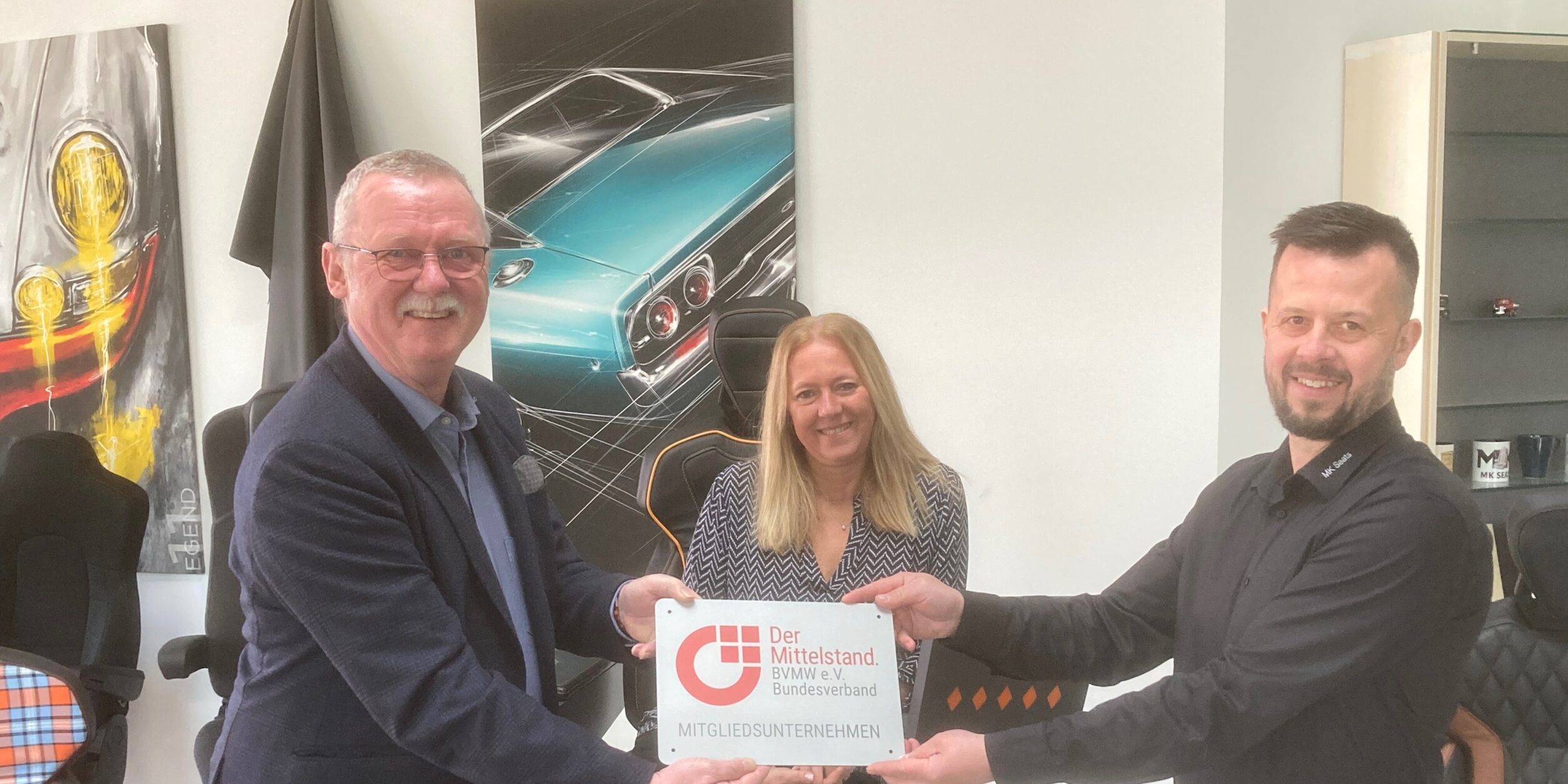 1_2025-04-17-071002_kklq