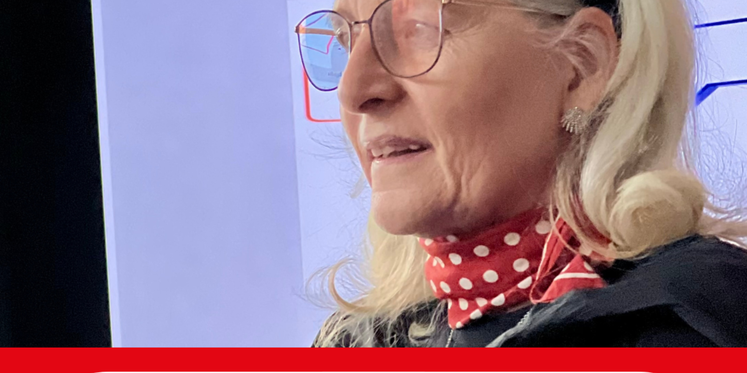 Angelika Hampicke hält einen Impulsvortrag zu Mediation im Unternehmen