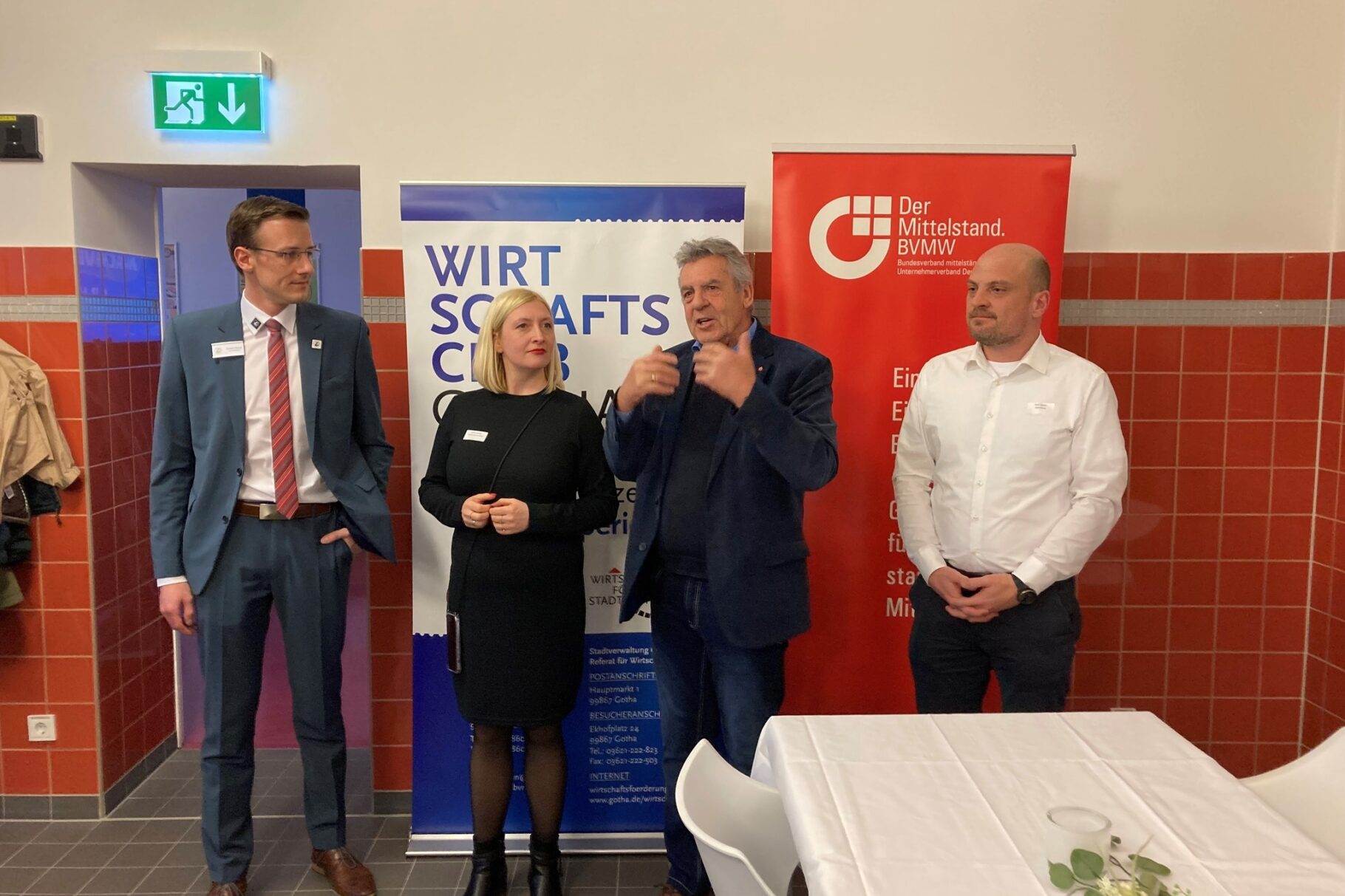 v.L. Carsten Pferner Geschäftsführer Stadtbad Gotha, Nicole Schwan Amtsleiterin Wirtschaftsförderung Stadt Gotha, Otto Eismann Leiter BVMW Kreisverband Gotha und Peter Leisner 1.Beigeordneter der Stadt Gotha