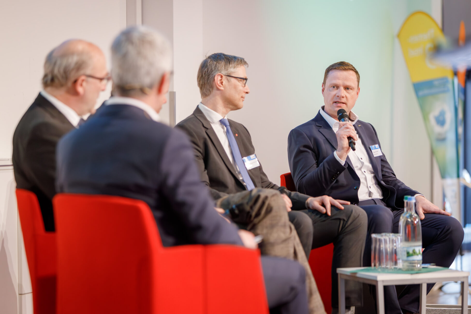 20240320 leg awt 107