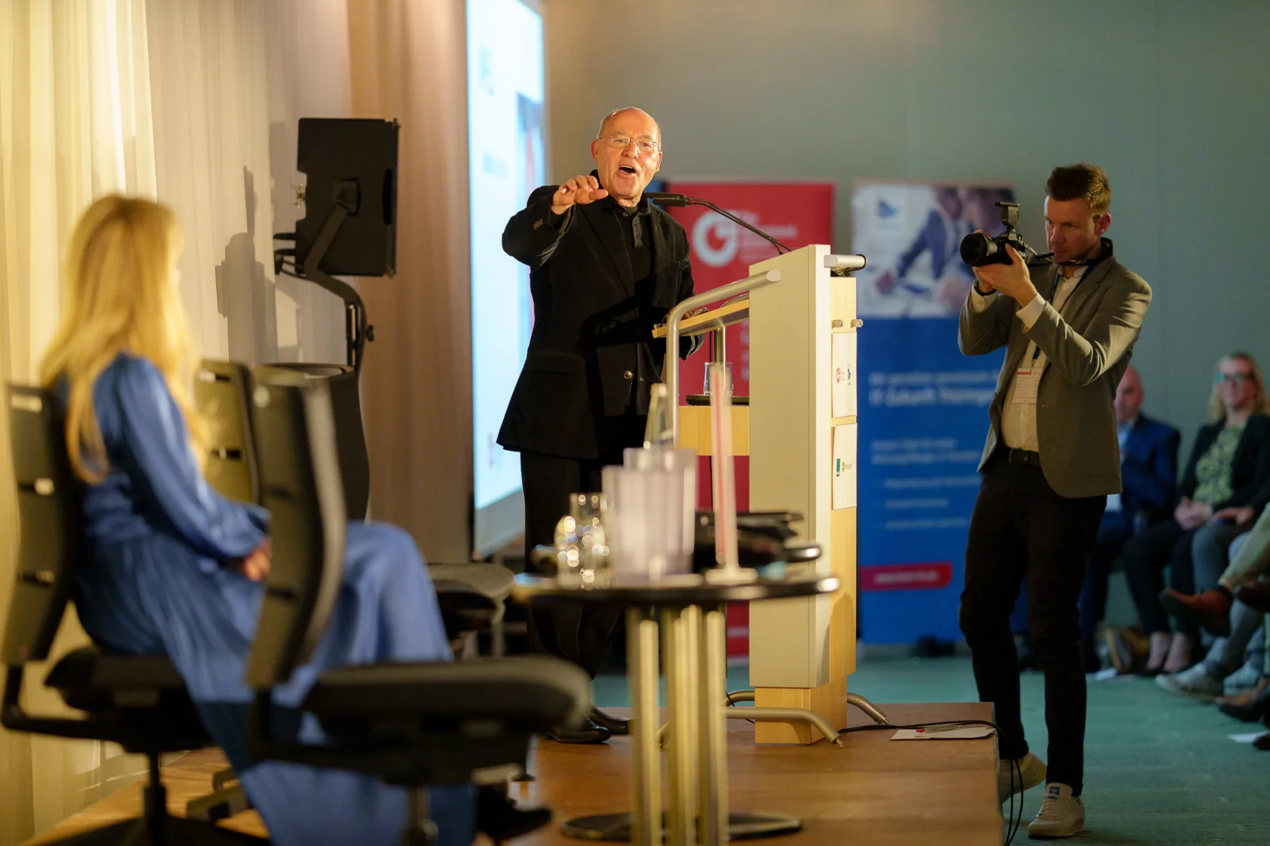 Business trifft Digital 28