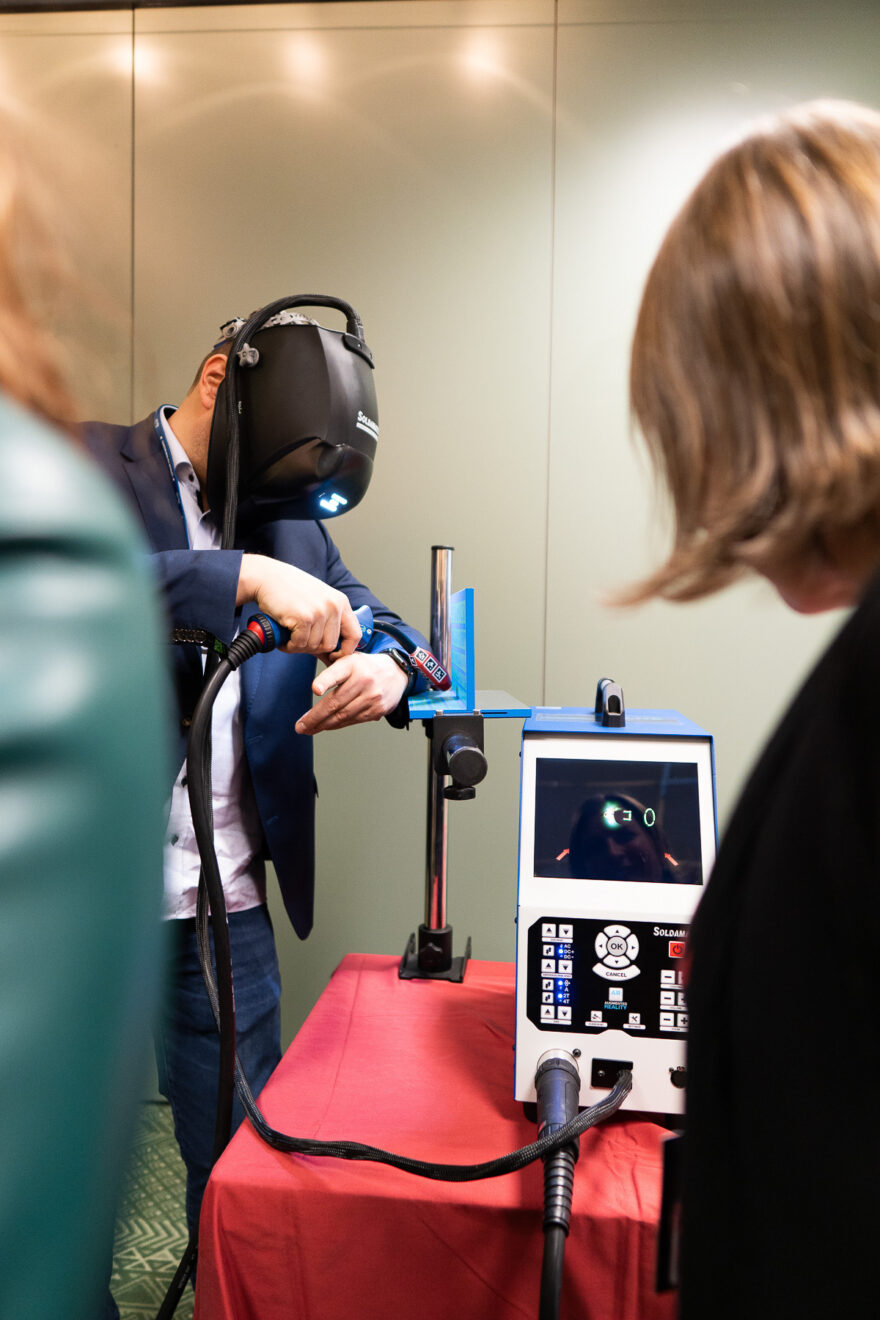 Business trifft Digital 49