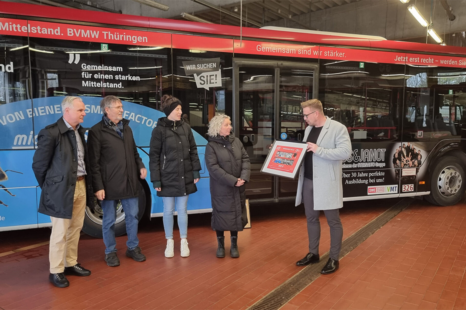 Busübergabe Erfurt3 jpg