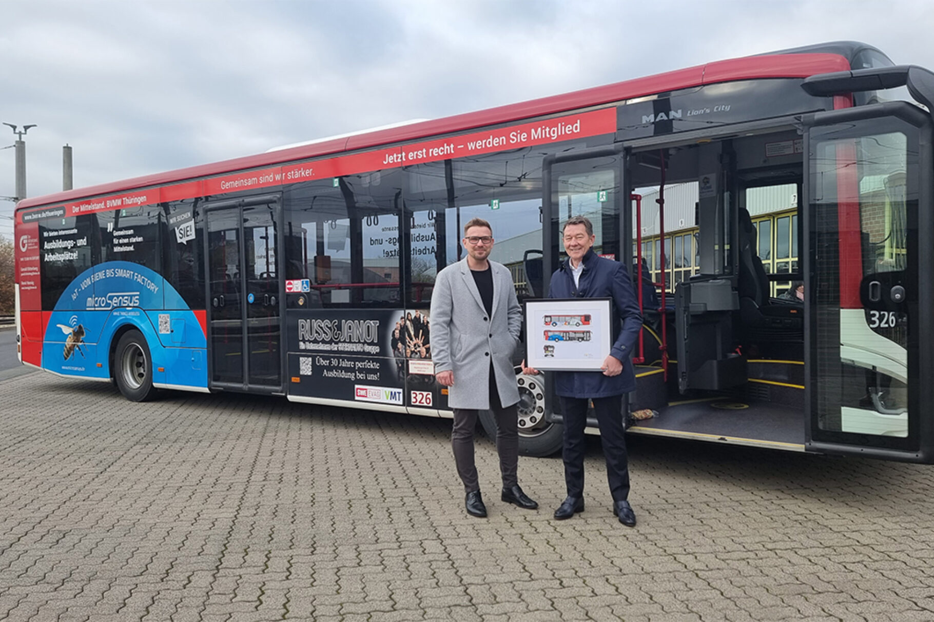 Busübergabe Erfurt6 jpg