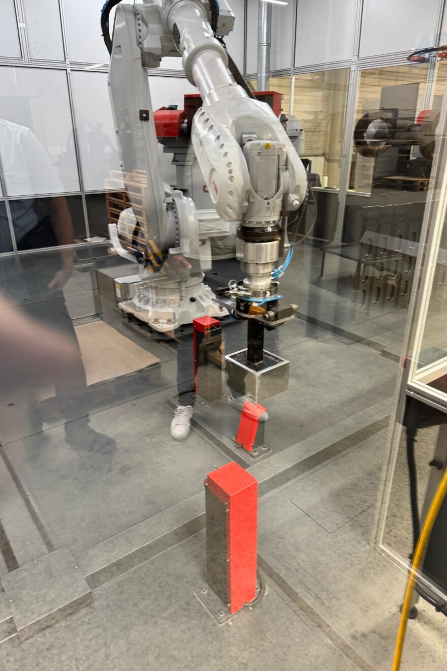 66f40d52 6997 496c 925b fd8db95cb0b5