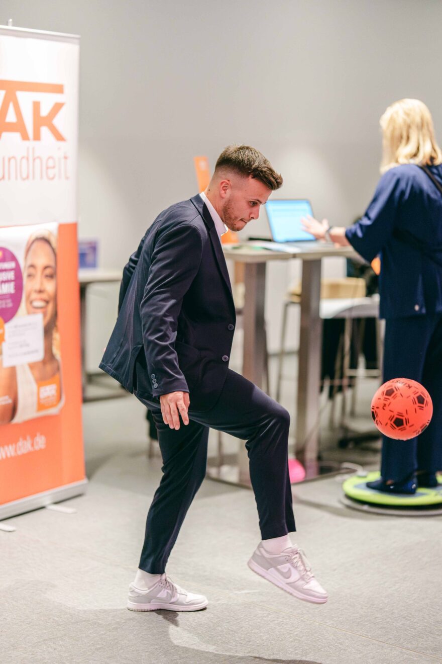 Torwandschießen für den guten Zweck 13