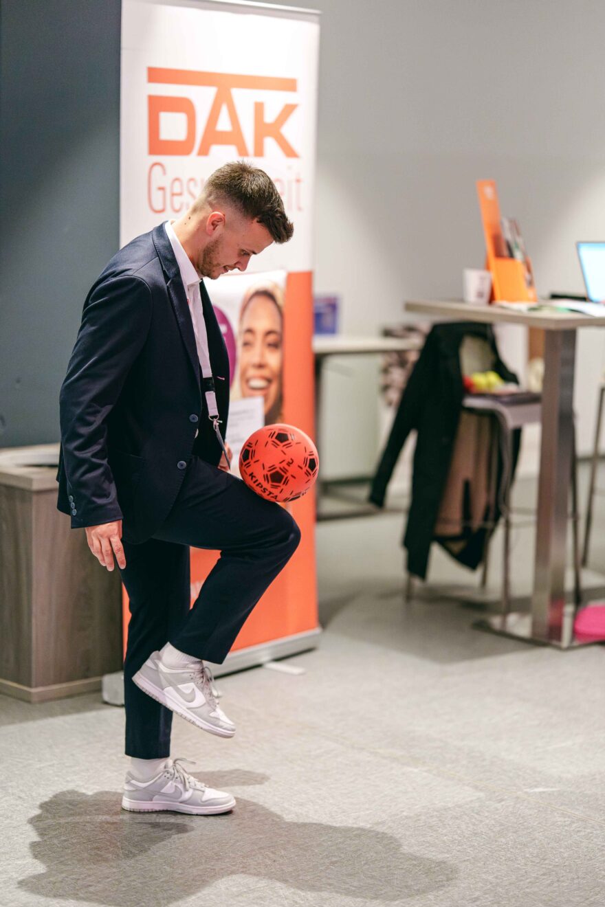 Torwandschießen für den guten Zweck 12