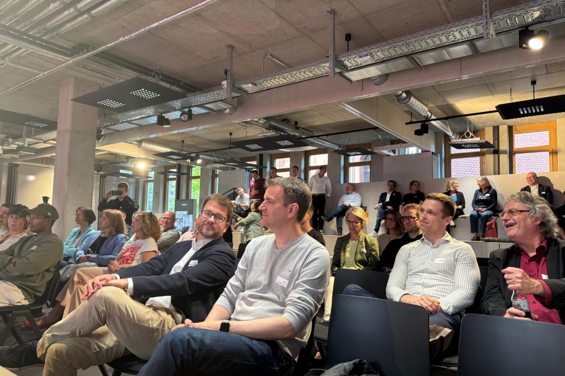 Blick von Bühne ins Publikum