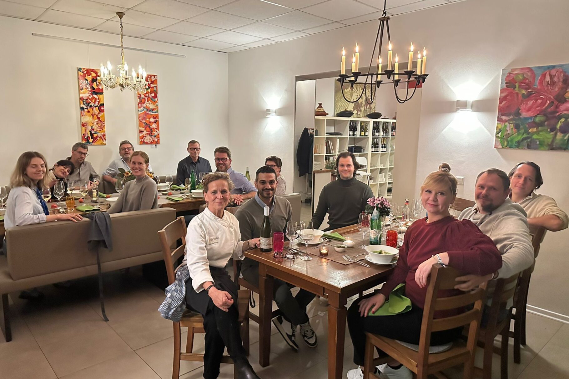 Gruppe beim Essen