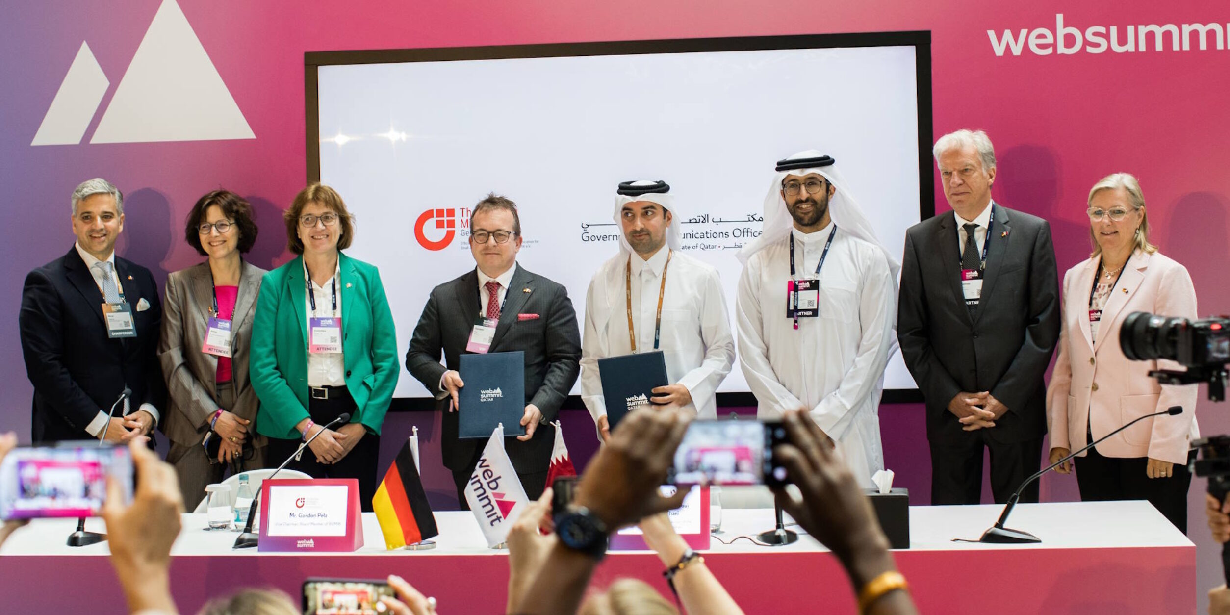 Staatsverteter von Katar und Verteter des GCC Office Katar