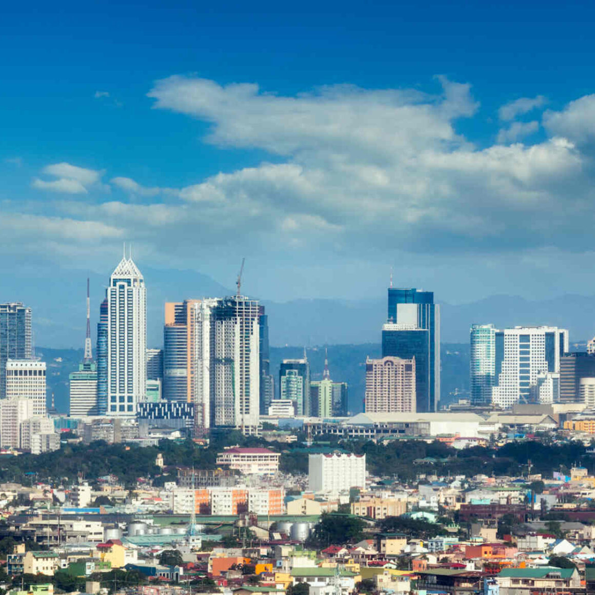 Blick auf eine Stadt auf den Philippinen