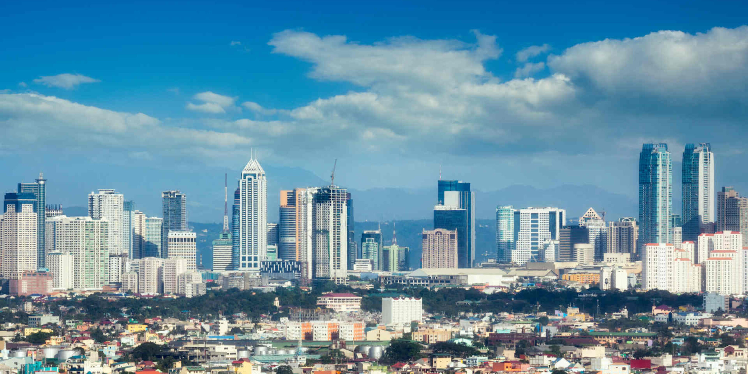 Blick auf eine Stadt auf den Philippinen