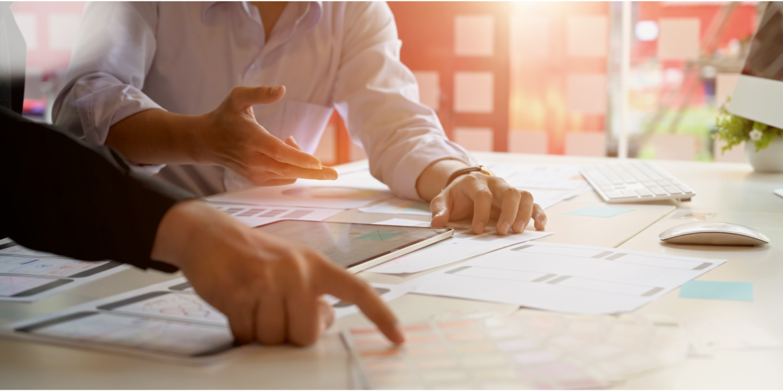 Strategie Planung Hände Schreibtisch