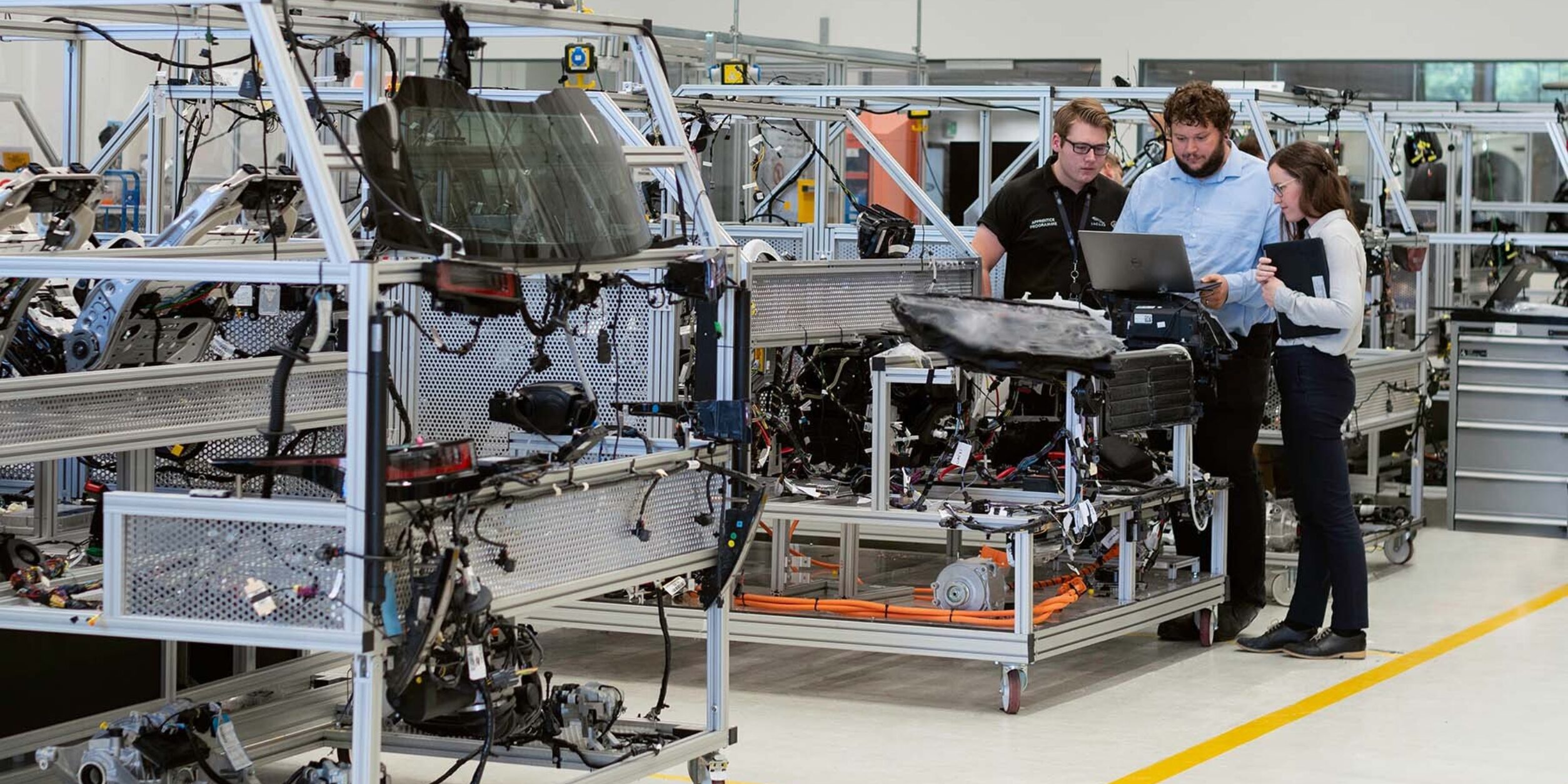 Ingenieure im Entwicklungslabor