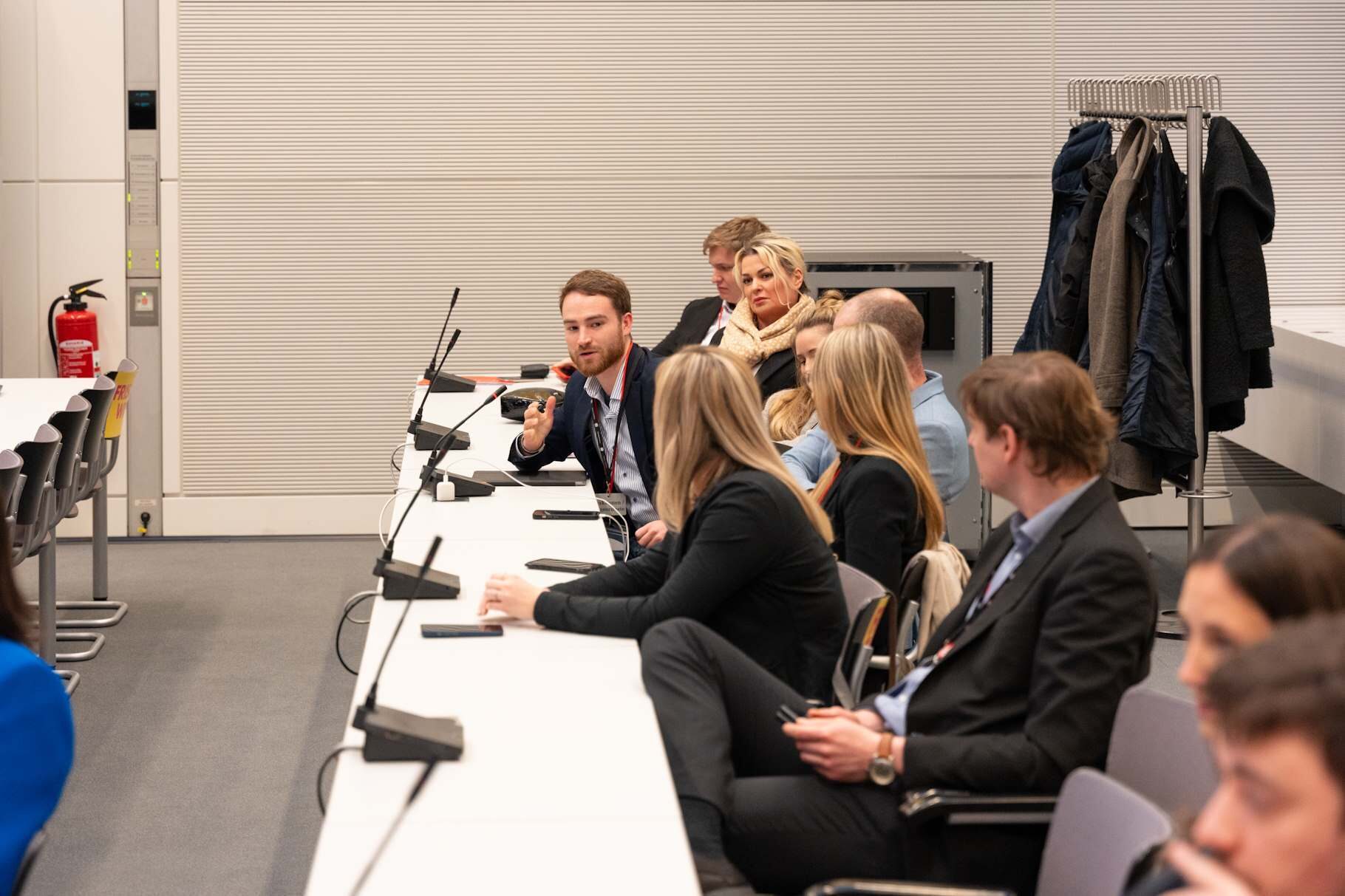 Auftaktveranstaltung „Der Junge Mittelstand“ am 31.01.2024 - Deutscher Bundestag mit Ria Schröder und Carl-Julius Cronenberg