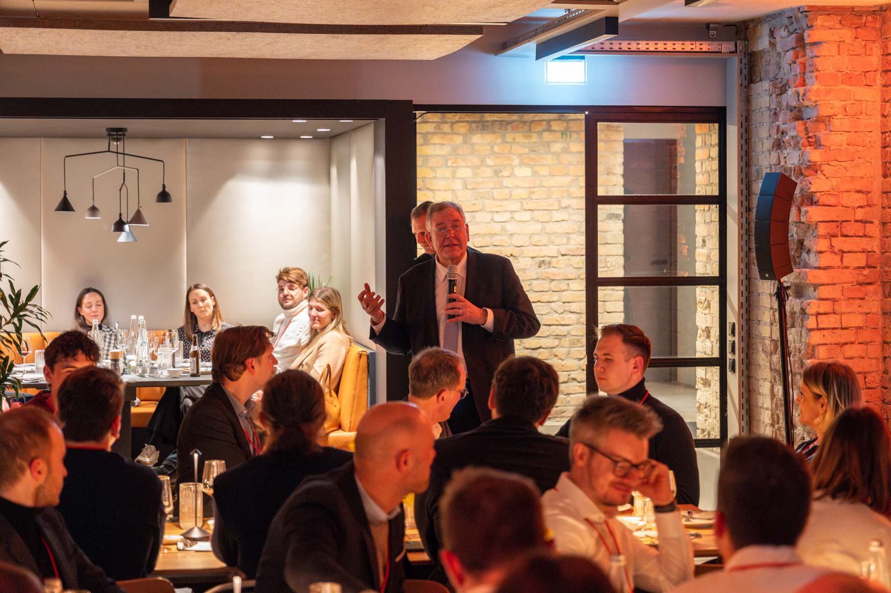 Auftaktveranstaltung „Der Junge Mittelstand“ am 31.01.2024 - Abendessen im Maschinenraum