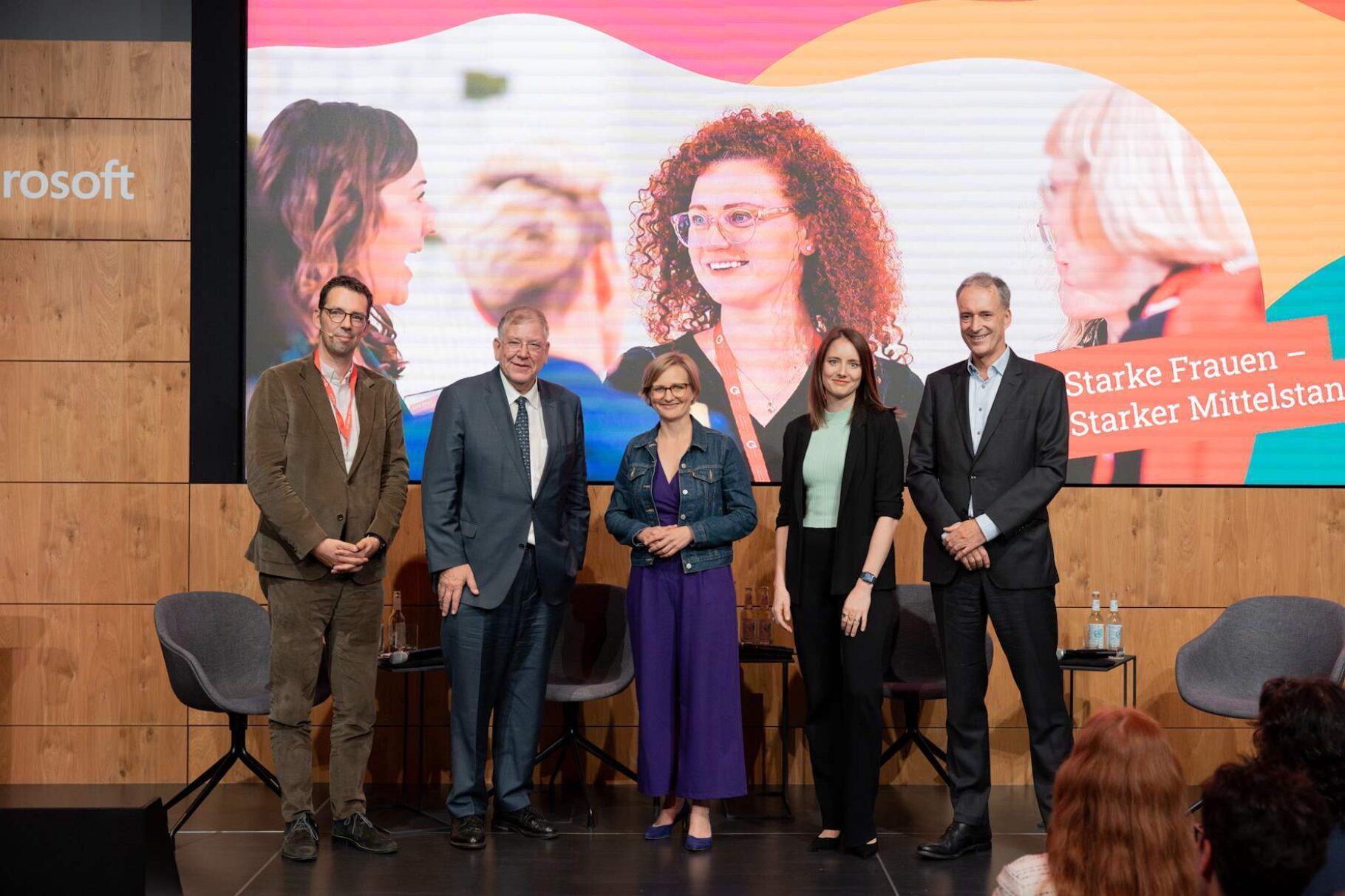 Alle Speakerinnen und Speaker des Parlamentarischen Abends gemeinsam mit Christoph Ahlhaus | Vorsitzender der Bundesgeschäftsführung Der Mittelstand. BVMW e.V.