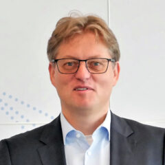 Martin Buechs 880x880