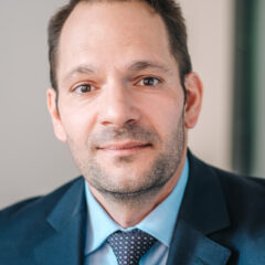 Dr Oliver Esch hochaufloesend